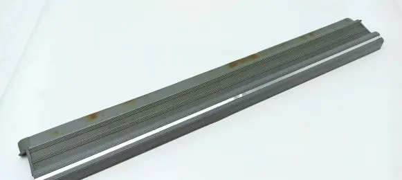 Mercedes-Benz S W126 Front sill trim cover