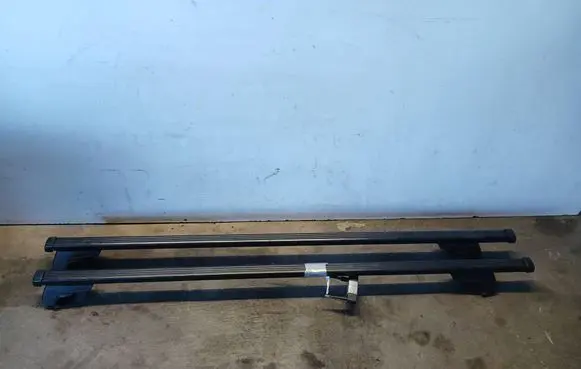 Volvo XC70 Roof bar rail 