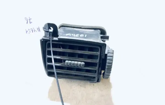 Nissan X-Trail T30 Dash center air vent grill e6505161100 e650-5161-100