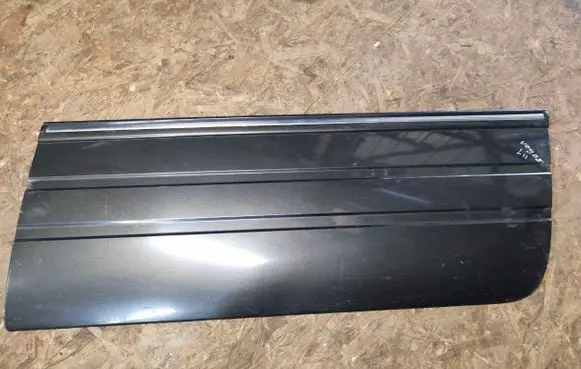 Chrysler Voyager Rear door trim (molding) 92337377