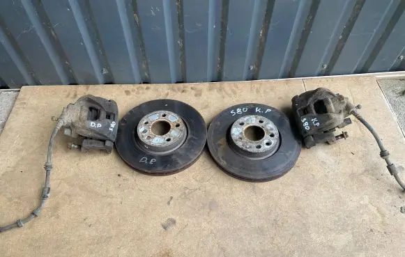 Volvo S80 Brake discs and calipers set 