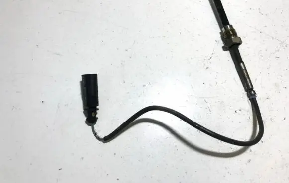 Audi A4 S4 B7 8E 8H Exhaust gas temperature sensor 03l906088d