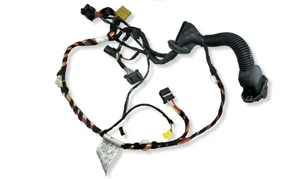 Mercedes-Benz ML W164 Front door wiring loom 13709763