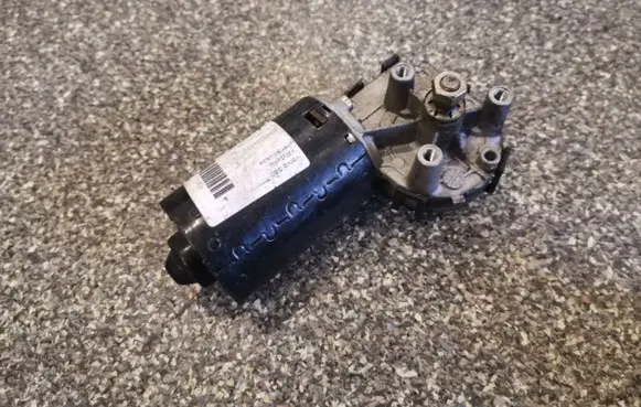 Volvo S70 V70 V70 XC Wiper motor 0390241133