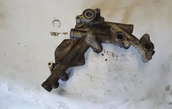 Toyota Corolla Verso E121 Gearbox / Transmission oil cooler NOCODE