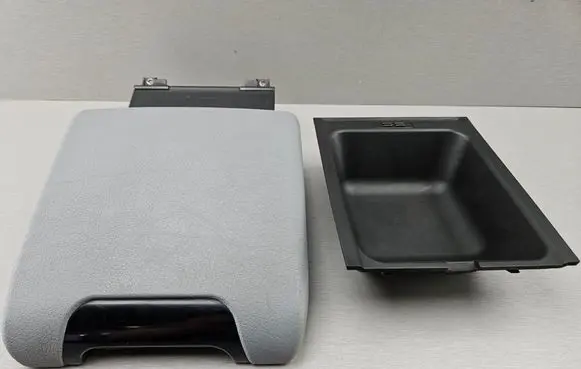 BMW 5 E39 Armrest 7140703 51167140703 8196967