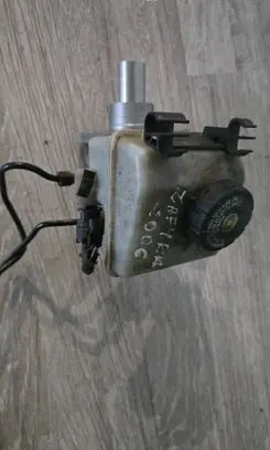 Opel Zafira B Master brake cylinder 32067271