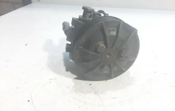 BMW 3 E90 E91 Power steering pump LH9101036 7539015