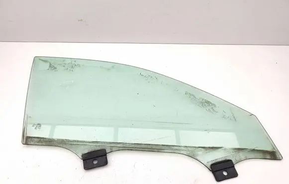 Audi Q5 SQ5 Front door window glass four-door