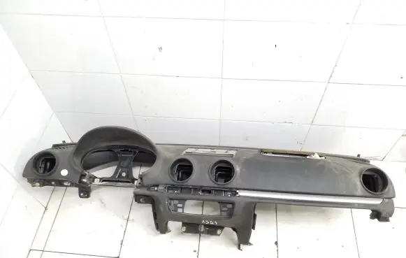 Audi A3 S3 8V Dashboard 8V1858041 8V0857273M 8V0880204E