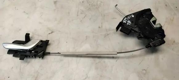 KIA Stonic Rear door lock