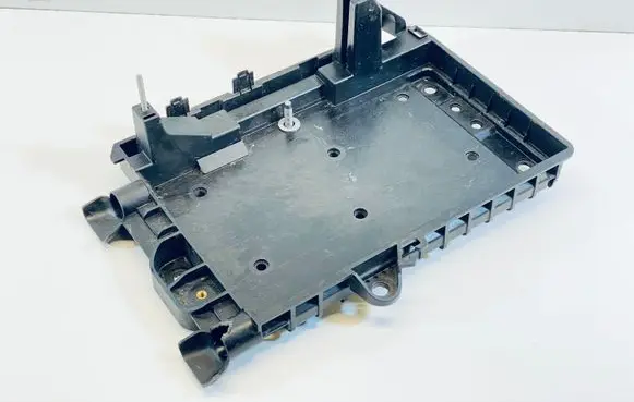 Mercedes-Benz GLA H247 Battery tray A1776204201