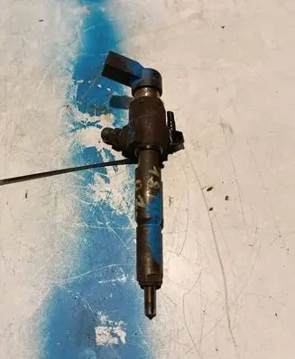 Ford Mondeo MK IV Fuel injector