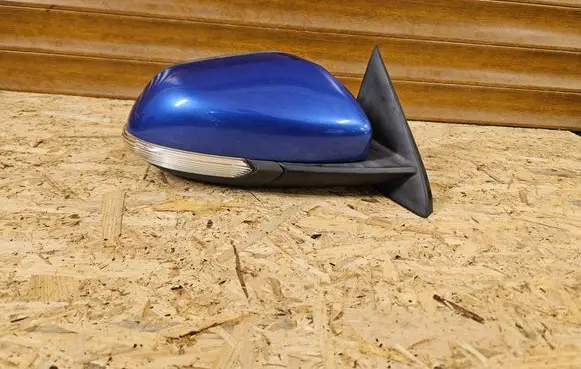 MG ZS Front door electric wing mirror 10338101