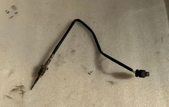 BMW 4 F32 F33 Exhaust gas temperature sensor 7805606