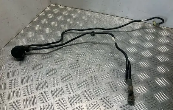 Nissan Juke I F15 Clutch pipe/line 308501KB0A