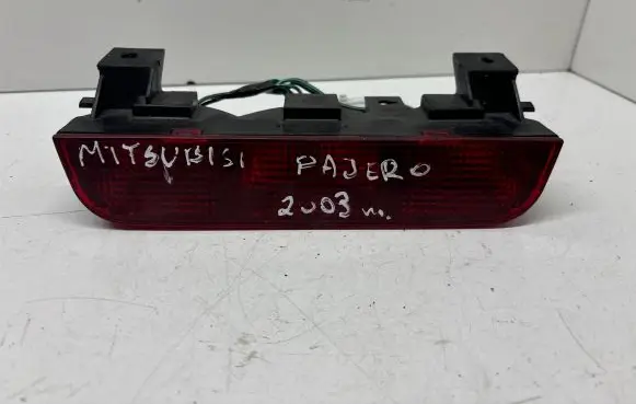 Mitsubishi Pajero Third/center stoplight P0223