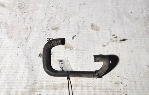 BMW X3 E83 Engine coolant pipe/hose