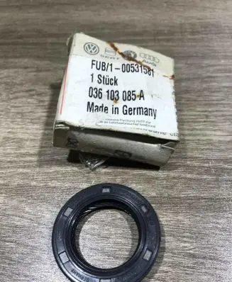 Volkswagen Golf IV Crankshaft 036103085a