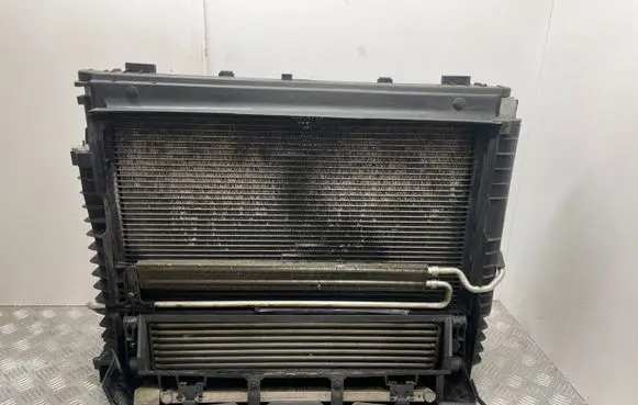 BMW 5 E60 E61 Radiator set 7563850 CX00969 L5531003