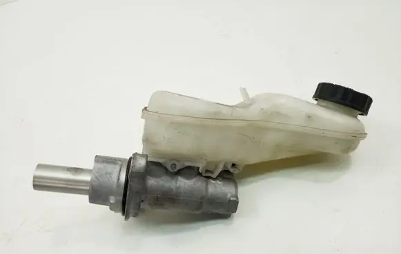 Toyota Auris E180 Master brake cylinder 4720109730