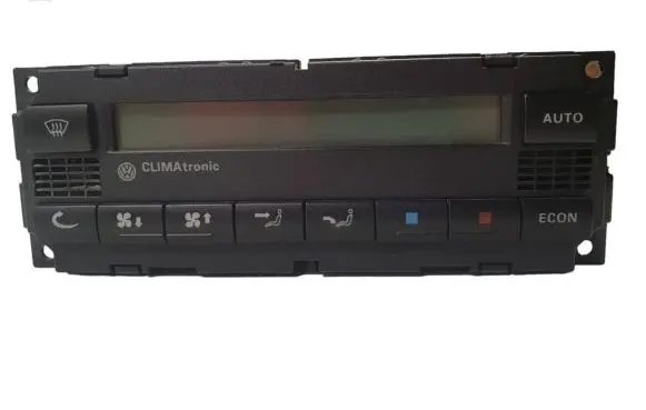 Volkswagen PASSAT B5.5 Climate control unit