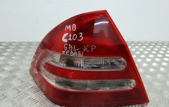 Mercedes-Benz C W203 Rear/tail lights