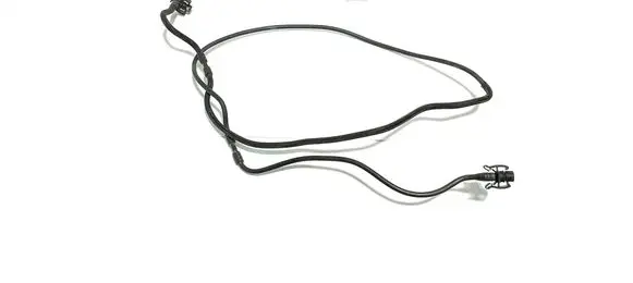 Engine coolant pipe/hose
