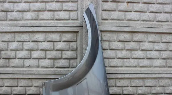 Mercedes-Benz C AMG W204 Fender A2048810501