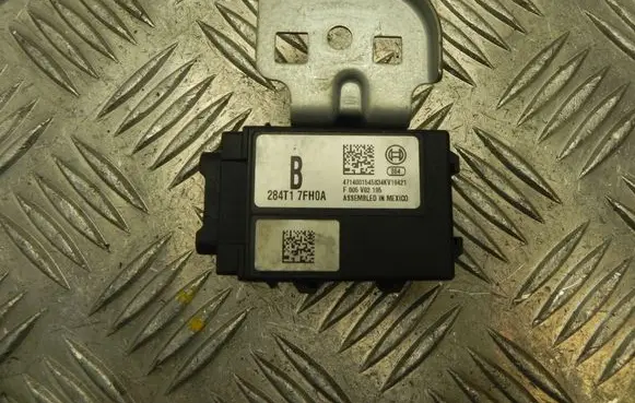 Nissan Qashqai Gateway control module 284T17FH0A G4567