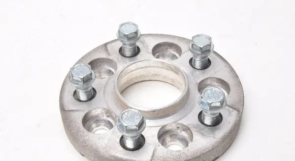 Volvo XC70 Wheel spacers 5X108