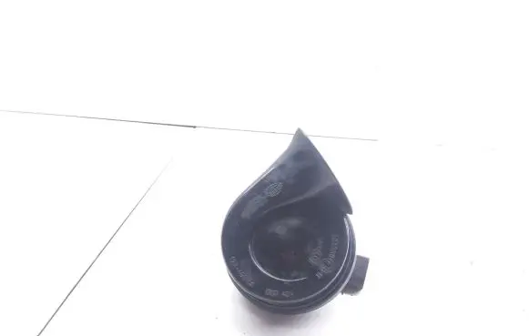 Volkswagen PASSAT B6 Horn signal 3C0951221 E1000209