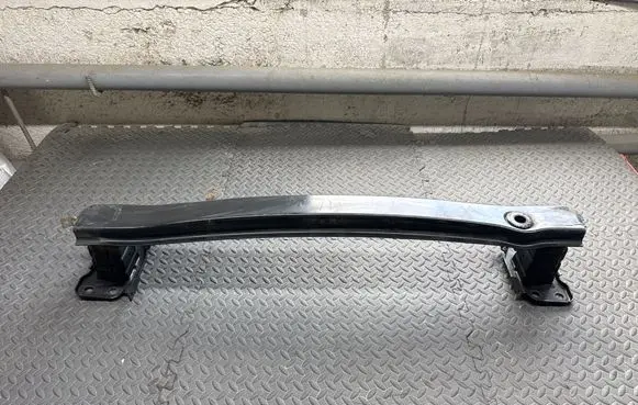 Skoda Yeti (5L) Front bumper cross member 5L0807109B