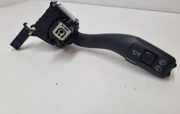 Audi A3 S3 8P Wiper control stalk 8P0953519A 01203610
