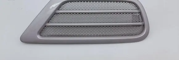 Toyota Land Cruiser (J100) Fender grill 