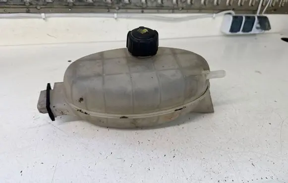 Opel Vivaro Coolant expansion tank/reservoir 7700312900 91165571