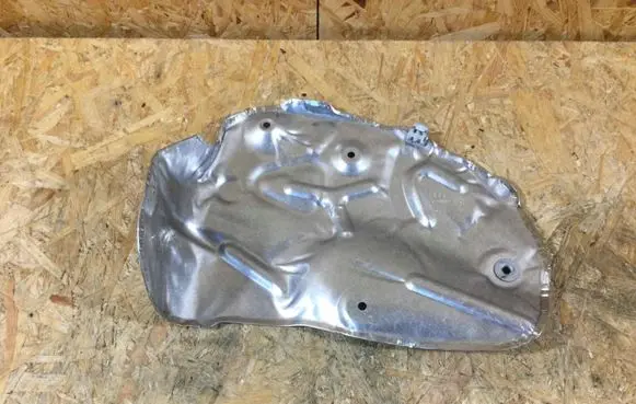 Audi Q5 SQ5 Exhaust heat shield 06L253243L