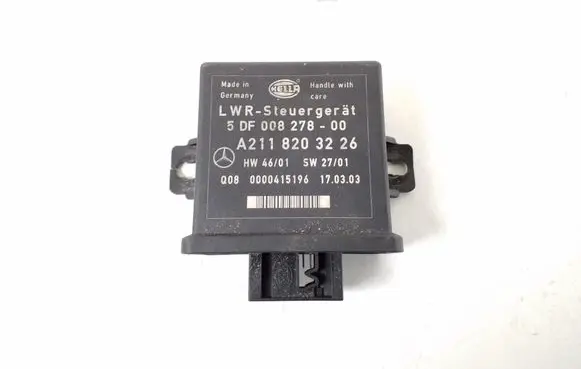 Mercedes-Benz E W211 Light module LCM A2118203226