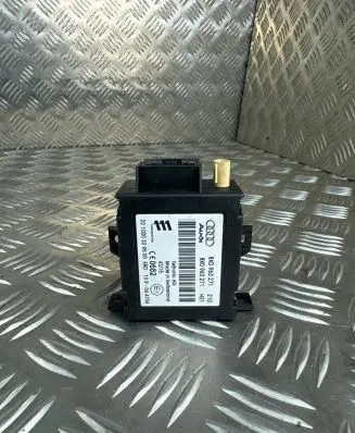 Audi A4 S4 B8 8K Auxiliary heating control unit/module 8K0963271 221000329500