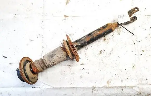Audi A4 S4 B5 8D Front shock absorber/damper 170811 38100170811
