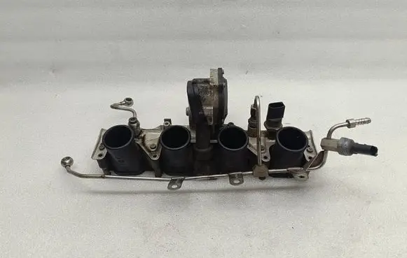 Volkswagen Golf V Electric throttle body valve 06D133209S