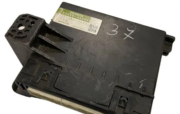 Toyota RAV 4 (XA30) Air conditioning/heating control unit 8865042240 1776002682