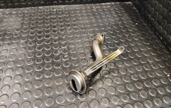 Subaru Outback Oil sump strainer pipe 