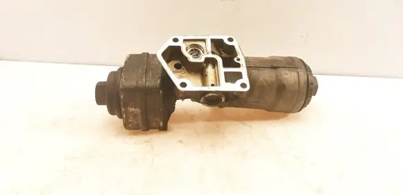Volkswagen Touran I Oil filter mounting bracket 045115389J