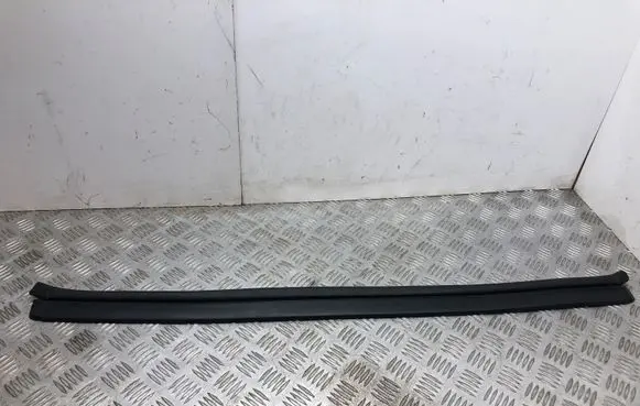 BMW 5 F10 F11 Engine compartment rubber 