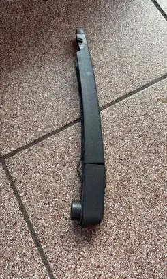 Peugeot 2008 I Rear wiper blade arm 6429GN