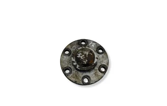 Mitsubishi Pajero Front wheel hub 