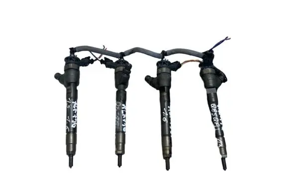 Nissan Qashqai+2 Fuel injectors set H8201055367 0445110414