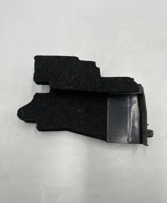 Nissan Leaf II (ZE1) Fender foam support/seal 638205SK0B