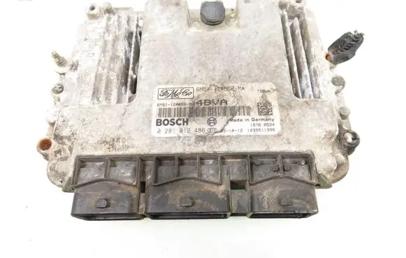 Ford Focus Engine control unit/module 0281012486 6M5112A650MA